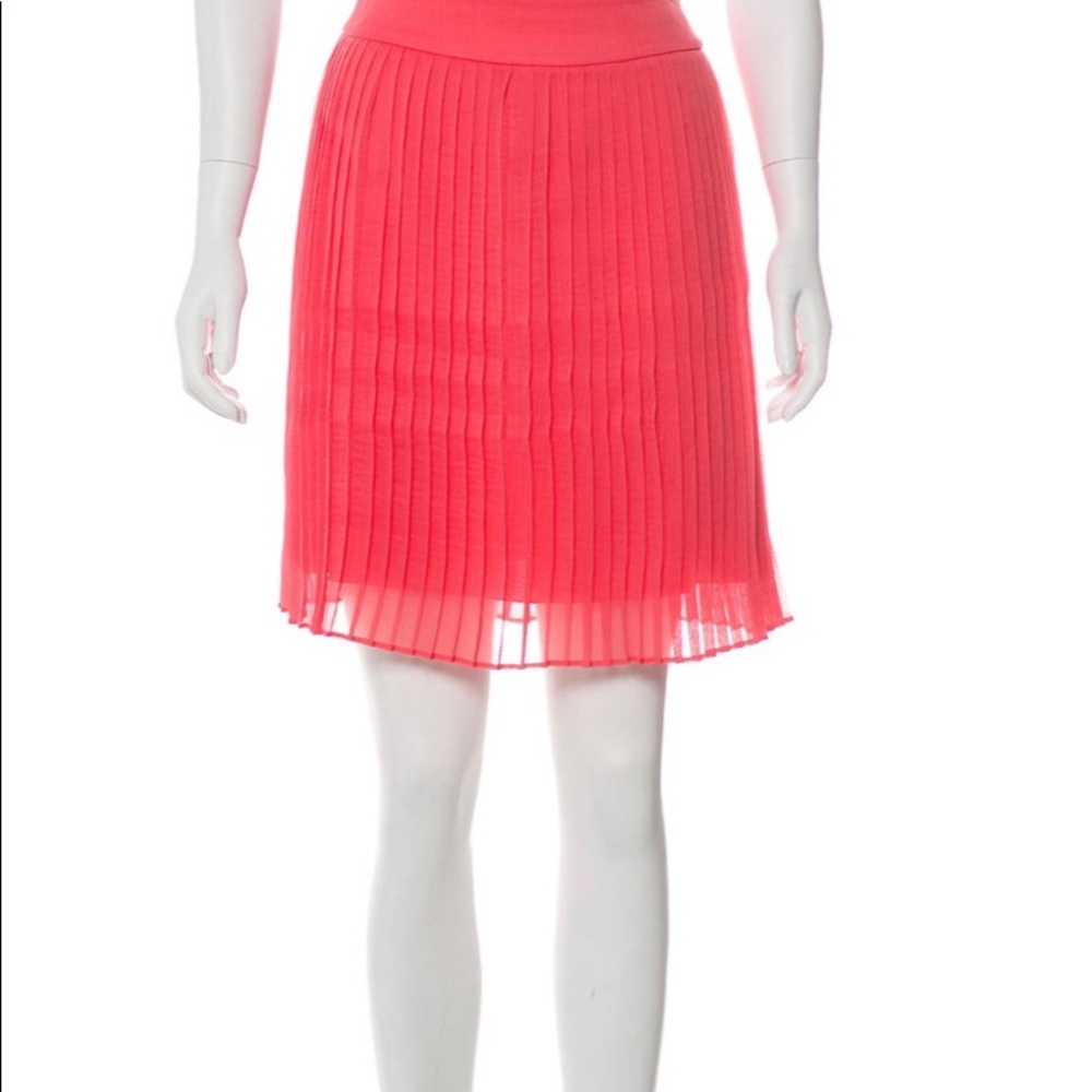 Alice and Olivia Coral Pleated Skirt size 0